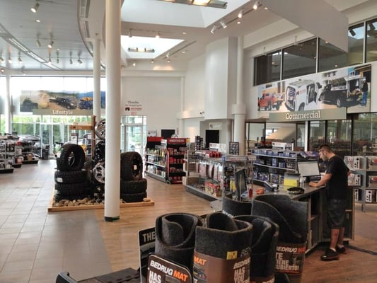 ACTION CAR AND TRUCK ACCESSORIES - Updated March 2025 - 23 Photos - 920