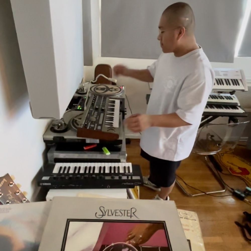 Oasis Recording Studios - Studio owner Niko, a few amazing pianos & vinyl. - Recording & Rehearsal Studios Near Me - Los Angeles, California Oasis Recording Studios - Studio owner Niko, a few amazing pianos & vinyl. - Recording & Rehearsal Studios Near Me - Los Angeles, California