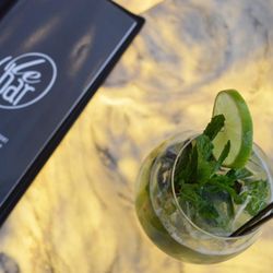 Le Bar