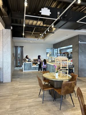 Leven Bakery & Cafe by null