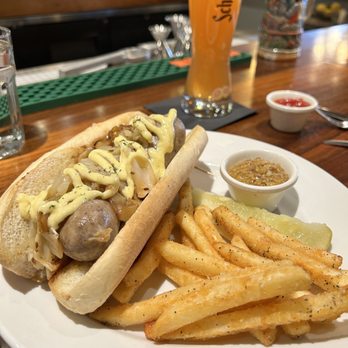 The Glockenspiel - Bratwurst Sausage with sauerkraut - German Near Me - Mount Angel, Oregon