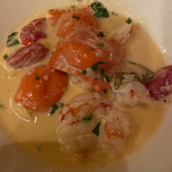 Ava - Shrimp ravioli: not horrible - Italian Near Me - Tampa, Florida