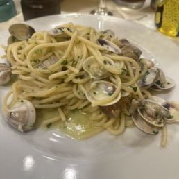 The clam spaghetti was amazing. Waiter was friendly and funny.