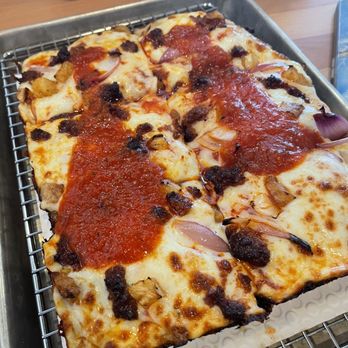 Porano - Spicy Sausage Pizza - Pasta Shops Near Me - Des Peres, Missouri Porano - Spicy Sausage Pizza - Pasta Shops Near Me - Des Peres, Missouri