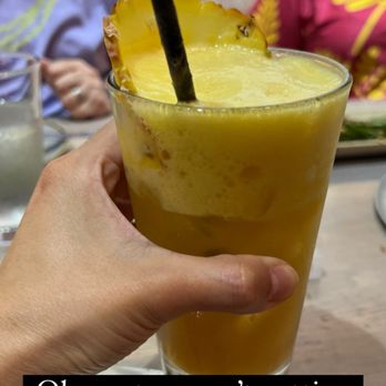 Moku Kitchen - Cocktail Bars Near Me - Honolulu, Hawaii
