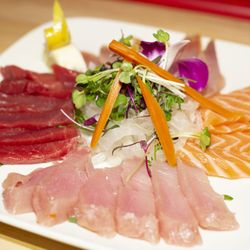 Mekishiko Sushi - Sashimi Platter