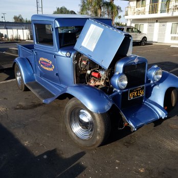 Lewis Towing 2 - Classic cars - Towing Near Me - Bakersfield, California Lewis Towing 2 - Classic cars - Towing Near Me - Bakersfield, California