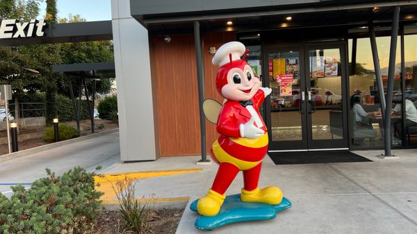 Jollibee by null