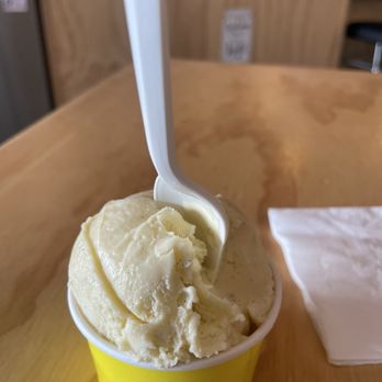 La Lecheria - Vanilla bean - Ice Cream & Frozen Yogurt Near Me - Santa Fe, New Mexico