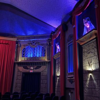 Vista Theatre - Inside of theatre - Cinema Near Me - Los Angeles, California Vista Theatre - Inside of theatre - Cinema Near Me - Los Angeles, California