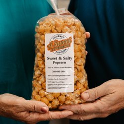A Sweet Experience - Sweet & Salty Popcorn is our air-popped version of Kettle Corn. Yum!!