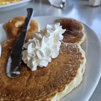 Spiros Diner - Breakfast & Brunch Near Me - Freemansburg, Pennsylvania Spiros Diner - Breakfast & Brunch Near Me - Freemansburg, Pennsylvania