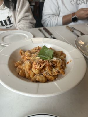 Mano Cornuto by null