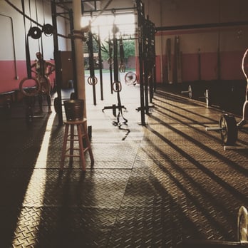 Crossfit 8 Mile - 6am - Trainers Near Me - Livonia, Michigan Crossfit 8 Mile - 6am - Trainers Near Me - Livonia, Michigan