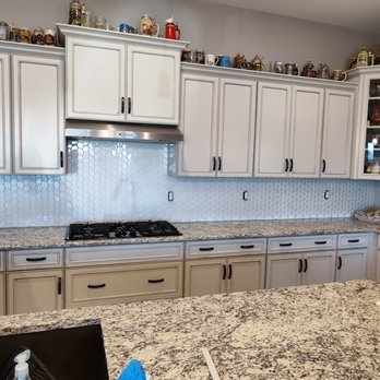 Mike's Tile and Backsplash - a clean kitchen - Tiling Near Me