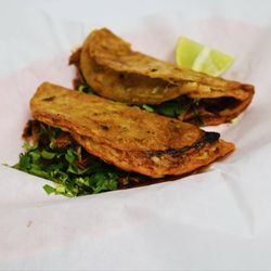 El Rodeo Bar & Grill - Birria Tacos
