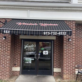 Vonda's Kitchen - Soul Food Near Me - Newark, New Jersey Vonda's Kitchen - Soul Food Near Me - Newark, New Jersey