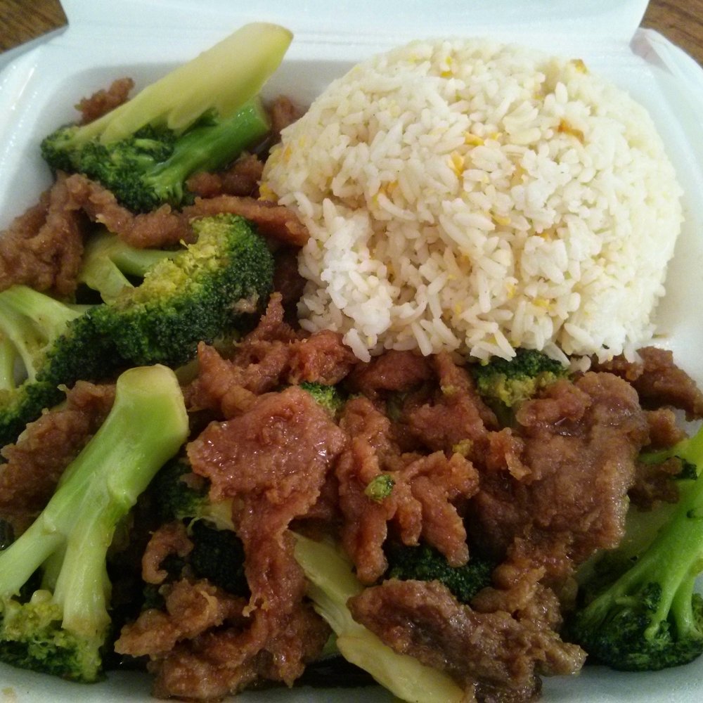 Lucky China Restaurant - Beef and broccoli lunch special ($7.25). Strong off-putting smell of raw beef which is spongy - Complete Avoid. - Chinese Near Me - Carson, California Lucky China Restaurant - Beef and broccoli lunch special ($7.25). Strong off-putting smell of raw beef which is spongy - Complete Avoid. - Chinese Near Me - Carson, California