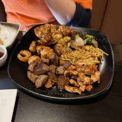 Poseidon - Poseidon Supreme - Fillet Mignon, Lobster, Chicken & Shrimp $45.95