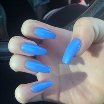 High Maintenance Nail Salon - Right hand photo. - Nail Salons Near Me - Sacramento, California High Maintenance Nail Salon - Right hand photo. - Nail Salons Near Me - Sacramento, California