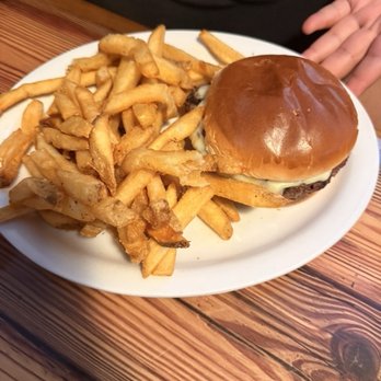 Miller's Ale House - CLASSIC CHEESEBURGER* 10/10 - Sports Bars Near Me - Kissimmee, Florida Miller's Ale House - CLASSIC CHEESEBURGER* 10/10 - Sports Bars Near Me - Kissimmee, Florida