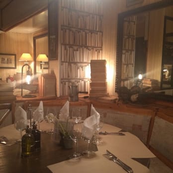 Un Air de famille - Dinning area - French Near Me - Paris, 75 Un Air de famille - Dinning area - French Near Me - Paris, 75