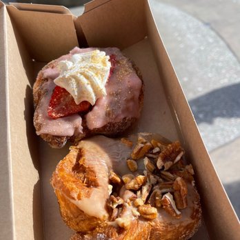 Parlor Doughnuts - Strawberry shortcake and maple pecan - Donuts Near Me - Oceanside, California