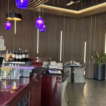 Xclusive Riviera - Bars Near Me - San Clemente, California