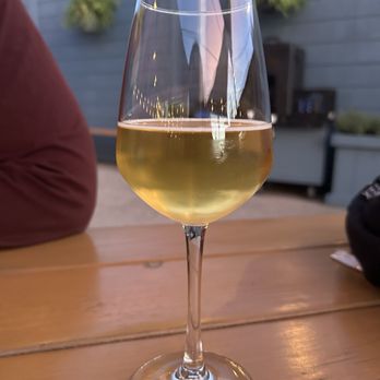 Easy Does It - Sparing white wine - Bars Near Me - Chicago, Illinois Easy Does It - Sparing white wine - Bars Near Me - Chicago, Illinois