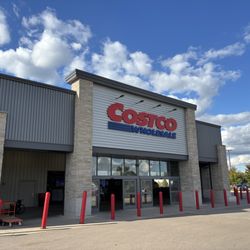 Costco - Entrance