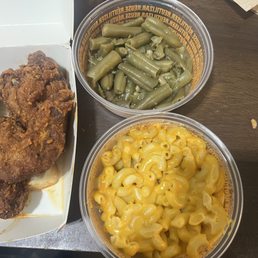 Macaroni n cheese  Green beans