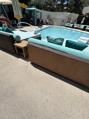 LIQUID Pool Lounge by null