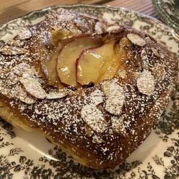 Il Giardino di Lilli - Apple pastry - Coffee & Tea Near Me - San Diego, California Il Giardino di Lilli - Apple pastry - Coffee & Tea Near Me - San Diego, California