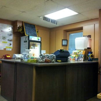 Los Girasoles - Order at the counter, not a full service restaurant - Mexican Near Me - Silverton, Oregon Los Girasoles - Order at the counter, not a full service restaurant - Mexican Near Me - Silverton, Oregon