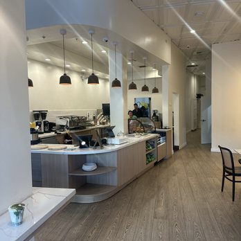Marlowe Coffee & Eatery - Inside - Coffee & Tea Near Me - Los Angeles, California