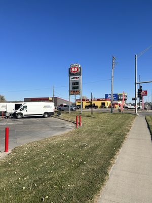 U-Stop Convenience Shop