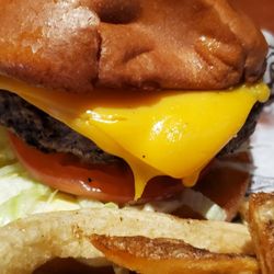 Kickback Jack's - Classic burger