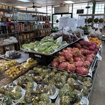 LINDA’S TROPICAL FRUITS - Updated August 2024 - 427 Photos & 139 ...