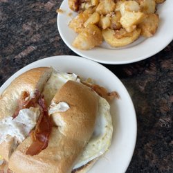 Melrose Diner - Bacon egg and cheese homefries