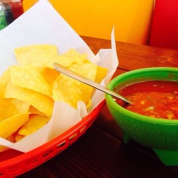 Los Jalapenos - Free chips and salsa. - Mexican Near Me - Lexington, Nebraska