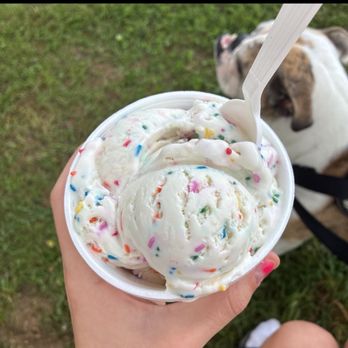 Kimberly Farm - Cake Batter Ice Cream - Farms Near Me - New Milford, Connecticut