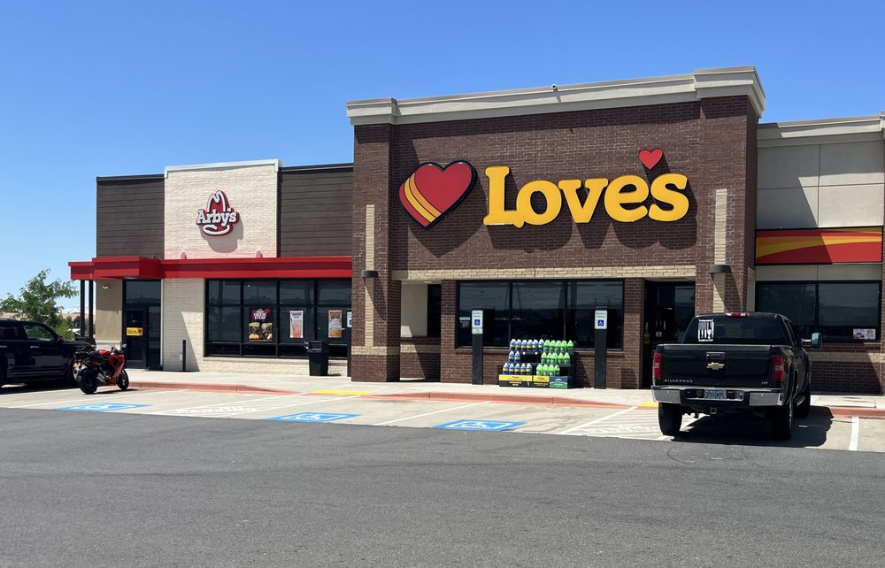 Love's Travel Stop Logo