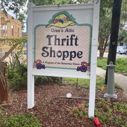 Gran's Attic - Sign infront shop