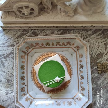 L'Osmanthe - Fei - Patisserie/Cake Shop Near Me - Paris, 75