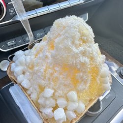 Suga Suga - Shaved Ice with rice cakes.