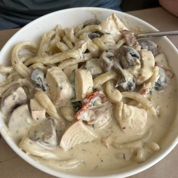 Pazzo Pastaria - Gemilli alla Milano - Italian Near Me - San Antonio, Texas