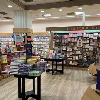 Barnes & Noble - Newspapers & Magazines Near Me - Los Angeles, California Barnes & Noble - Newspapers & Magazines Near Me - Los Angeles, California