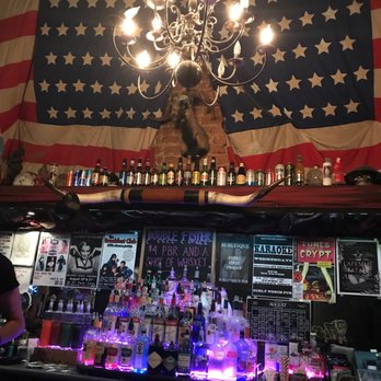 Surly Wench Pub - Bars Near Me - Tucson, Arizona