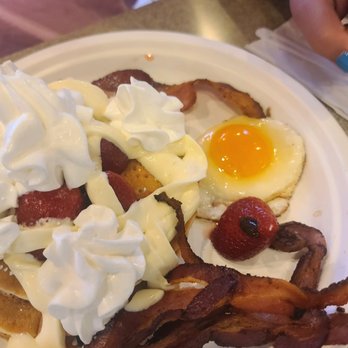Koa Pancake House - Strawberry cheesecake pancakes - Breakfast & Brunch Near Me - Honolulu, Hawaii Koa Pancake House - Strawberry cheesecake pancakes - Breakfast & Brunch Near Me - Honolulu, Hawaii