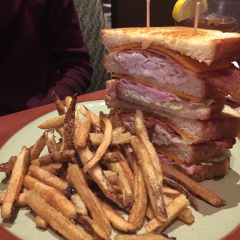 Boskey's Grille - Signature Club Sandwich - American Near Me - Manchester, Tennessee